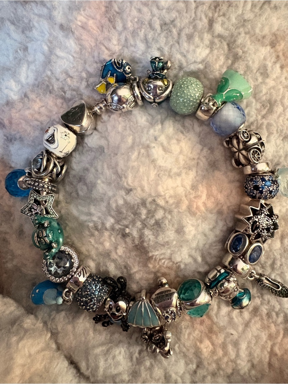 Pandora heart clasp bangle with blue theme Disney charms